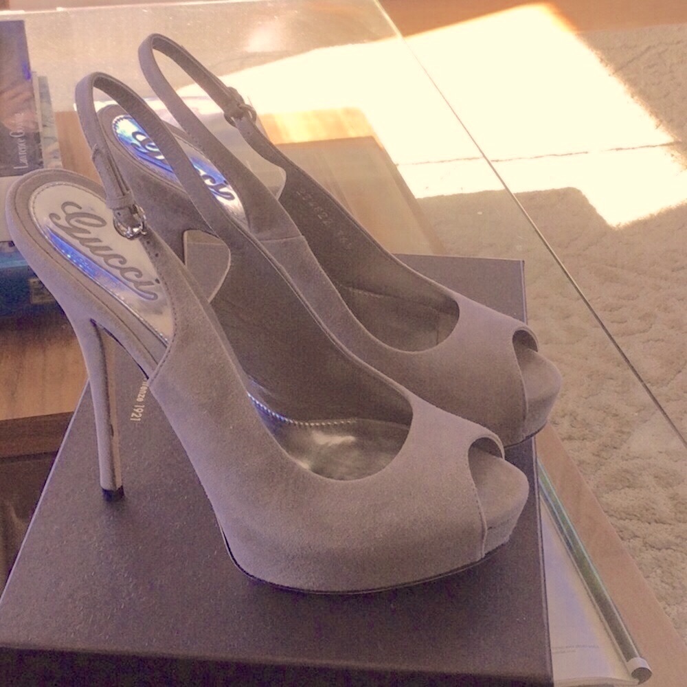 GUCCI Grey Suede Slingback Platform Pumps - Picture 3 of 11